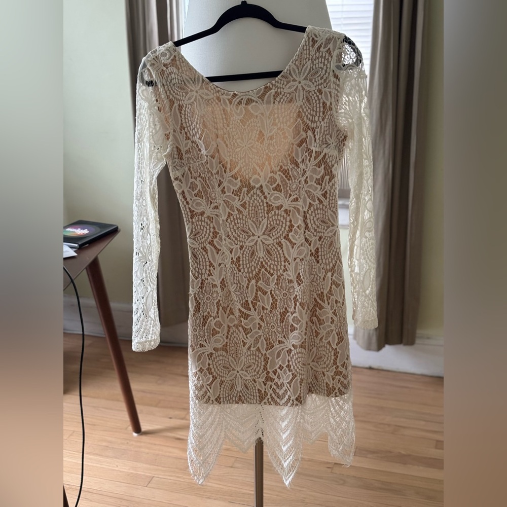 Elegant Lace Long Sleeve Dress